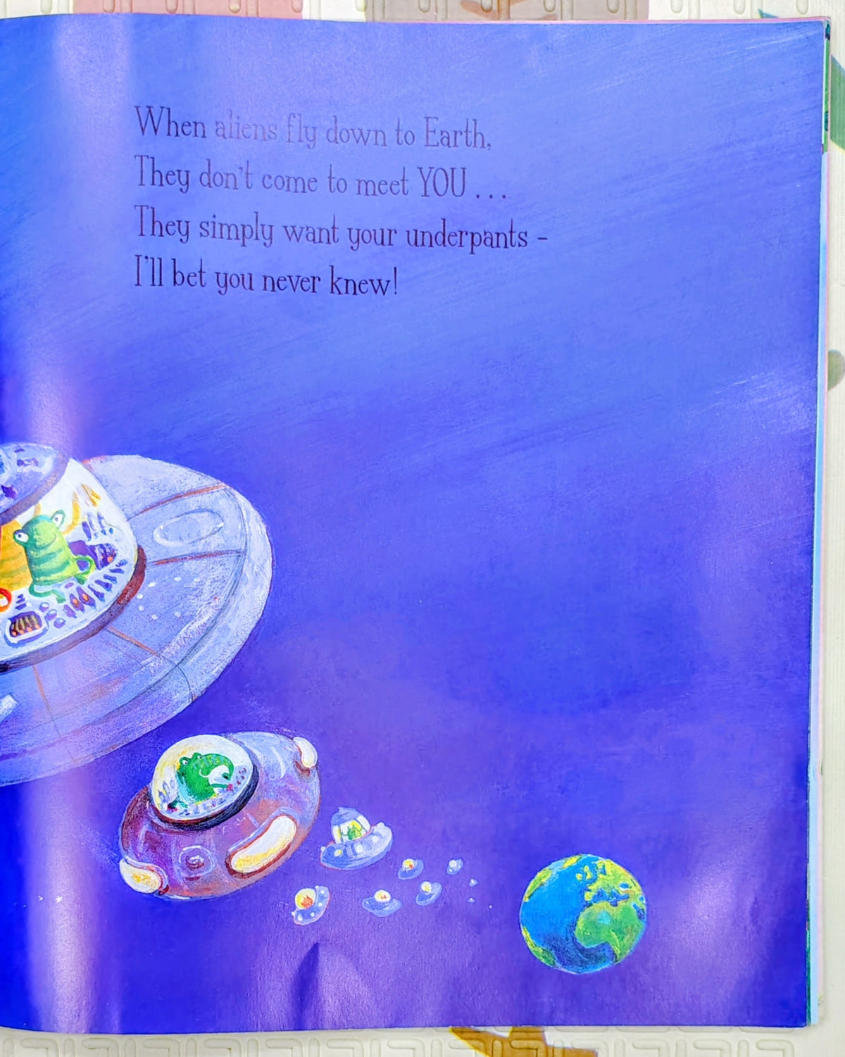 Aliens Love Underpants by Claire Freedman and Ben Cort | Simon & Schuster
