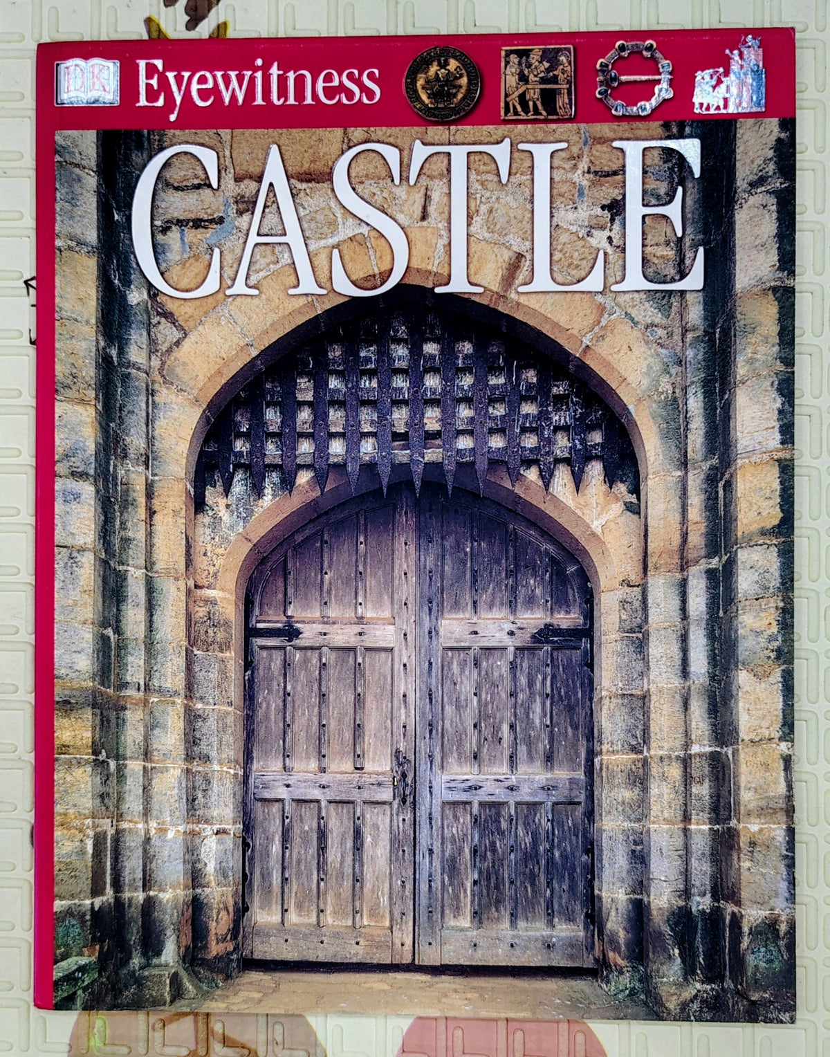 Castle by Christopher Gravett | DK Eyewitness | Non fiction