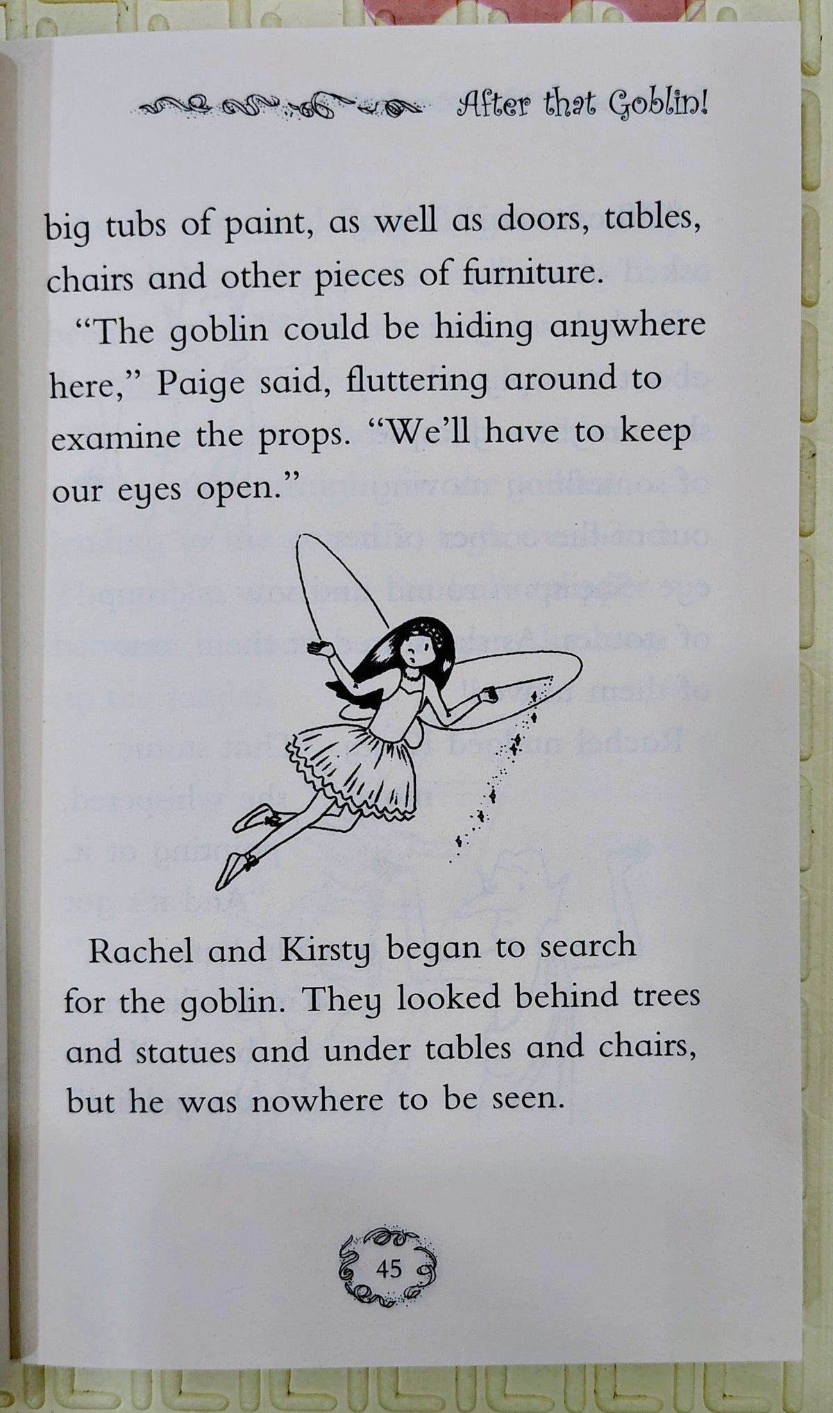 Rainbow Magic: Paige the Pantomime Fairy by Daisy Meadows