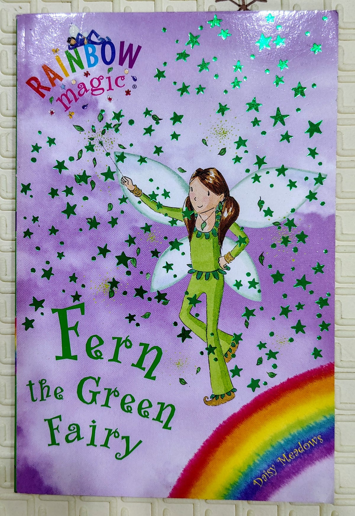Fern the Green Fairy: Rainbow Magic by Daisy Meadows | Orchard Books