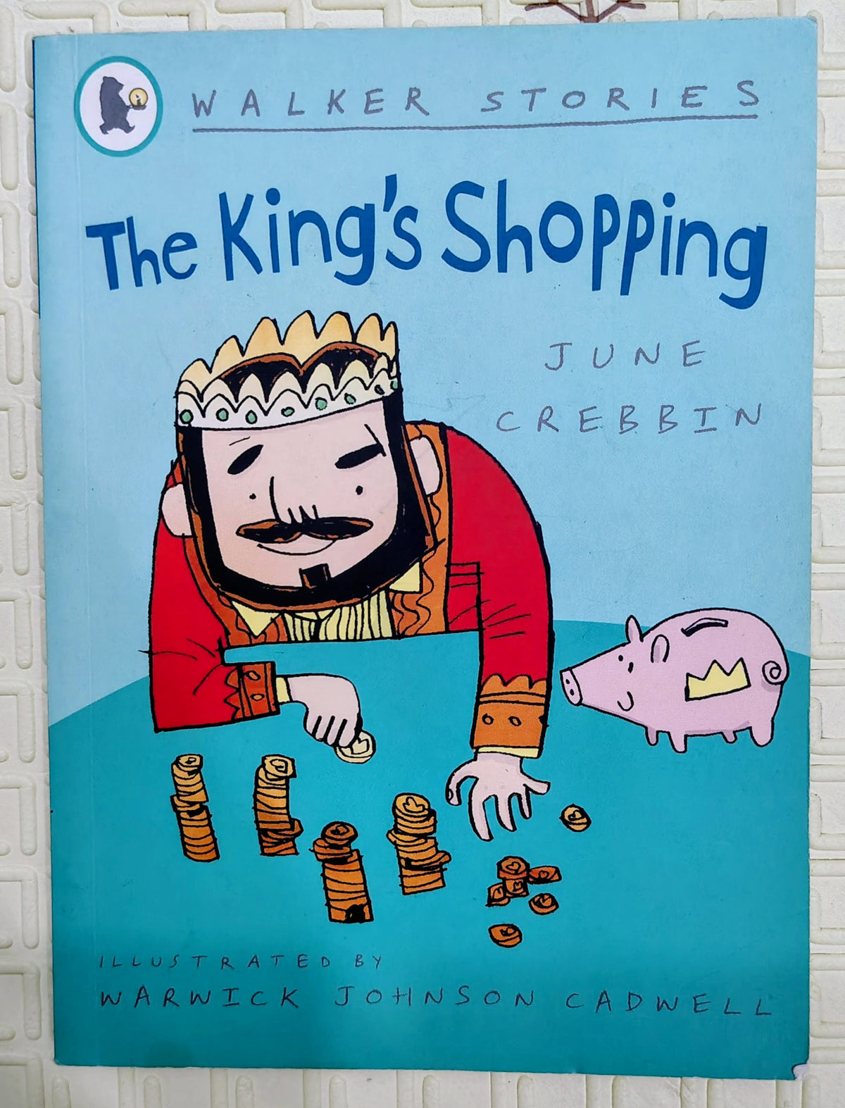 The King's Shopping by June Crebbin | Walker Chapter book
