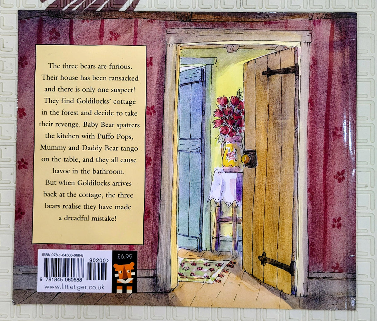 Beware of the Bears! by Alan MacDonald | Little Tiger