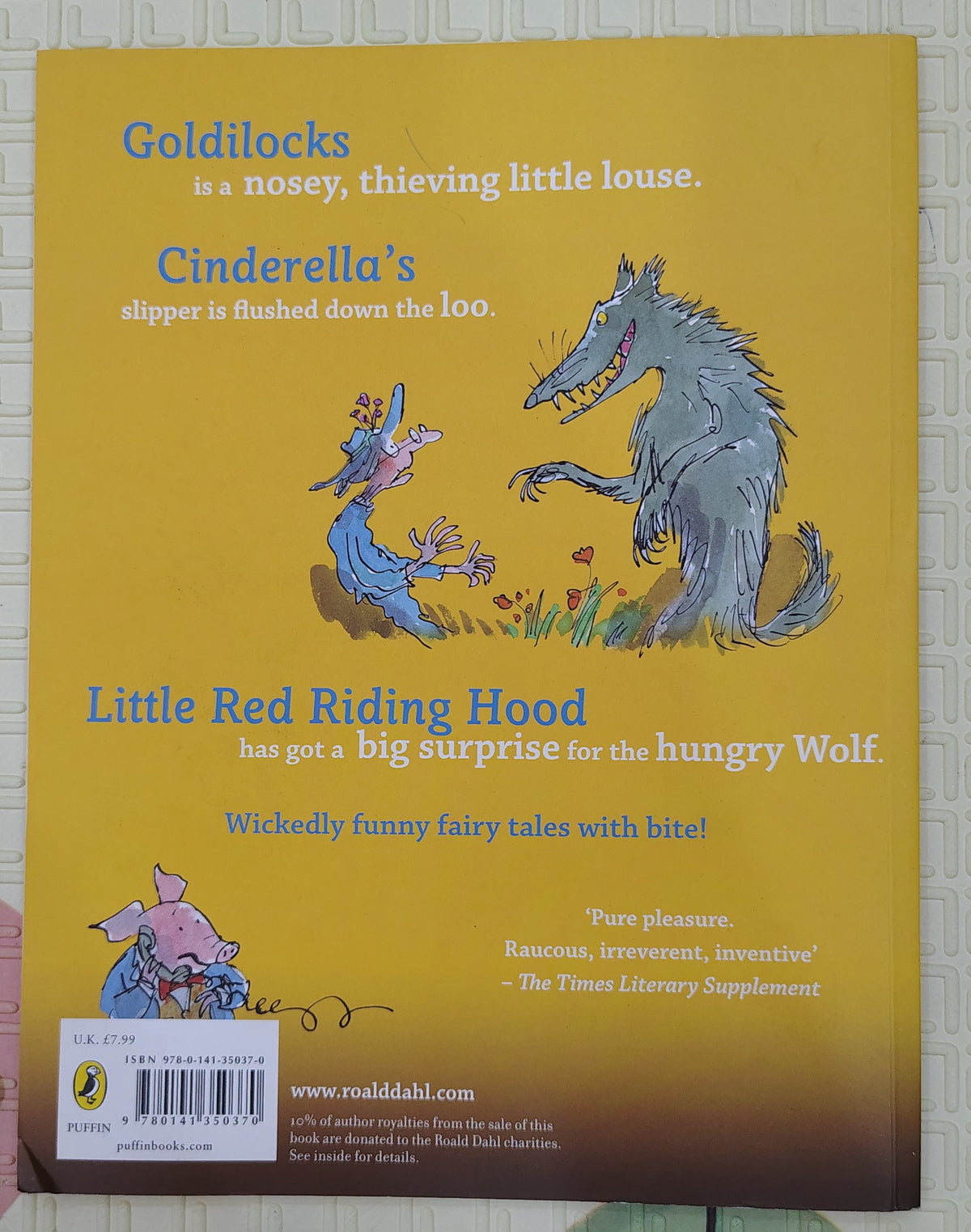 Revolting Rhymes by Roald Dahl | Penguin | Illustrated by Quentin Blake