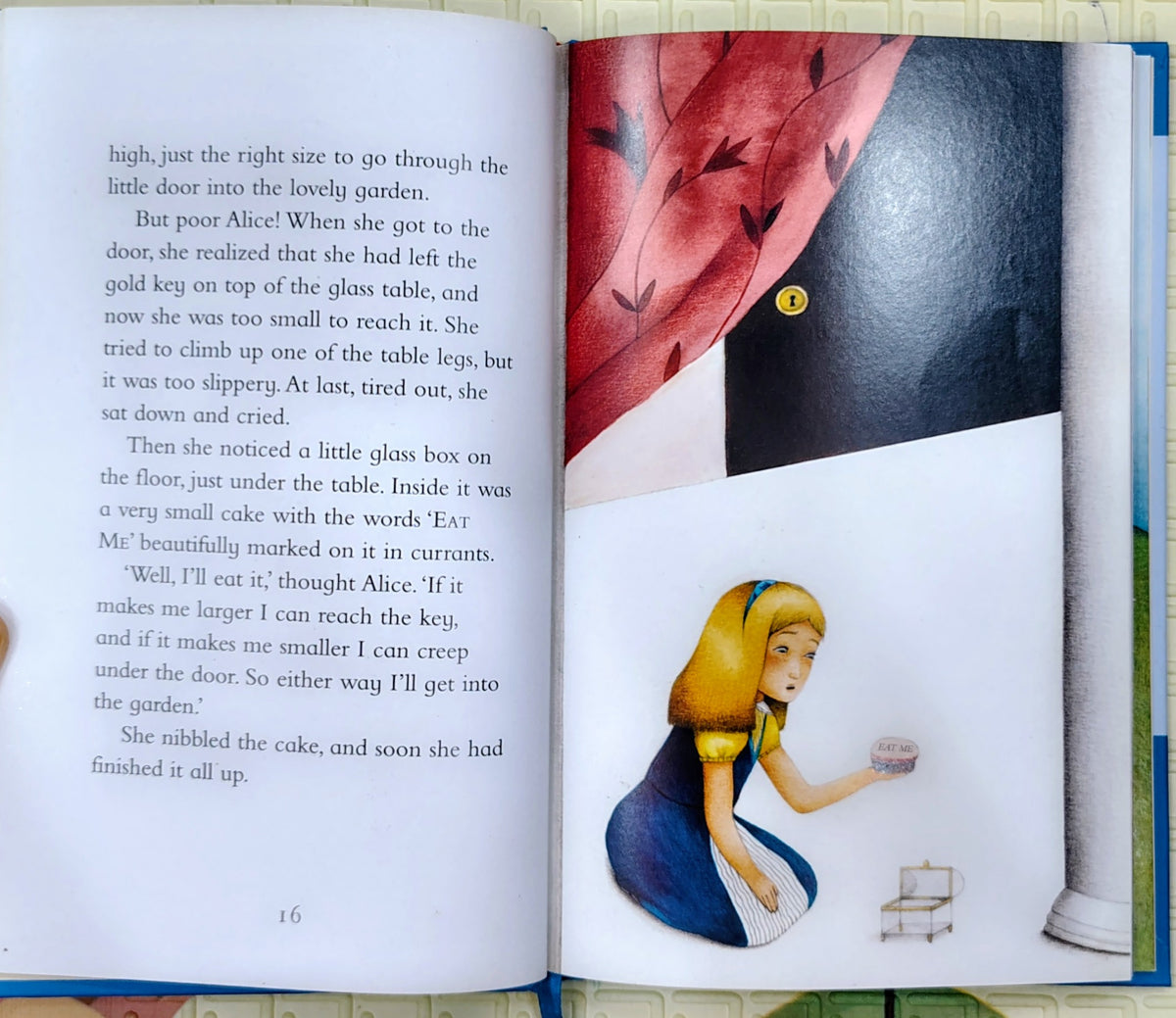 Alice in Wonderland by Lewis Carroll | Ladybird Classics