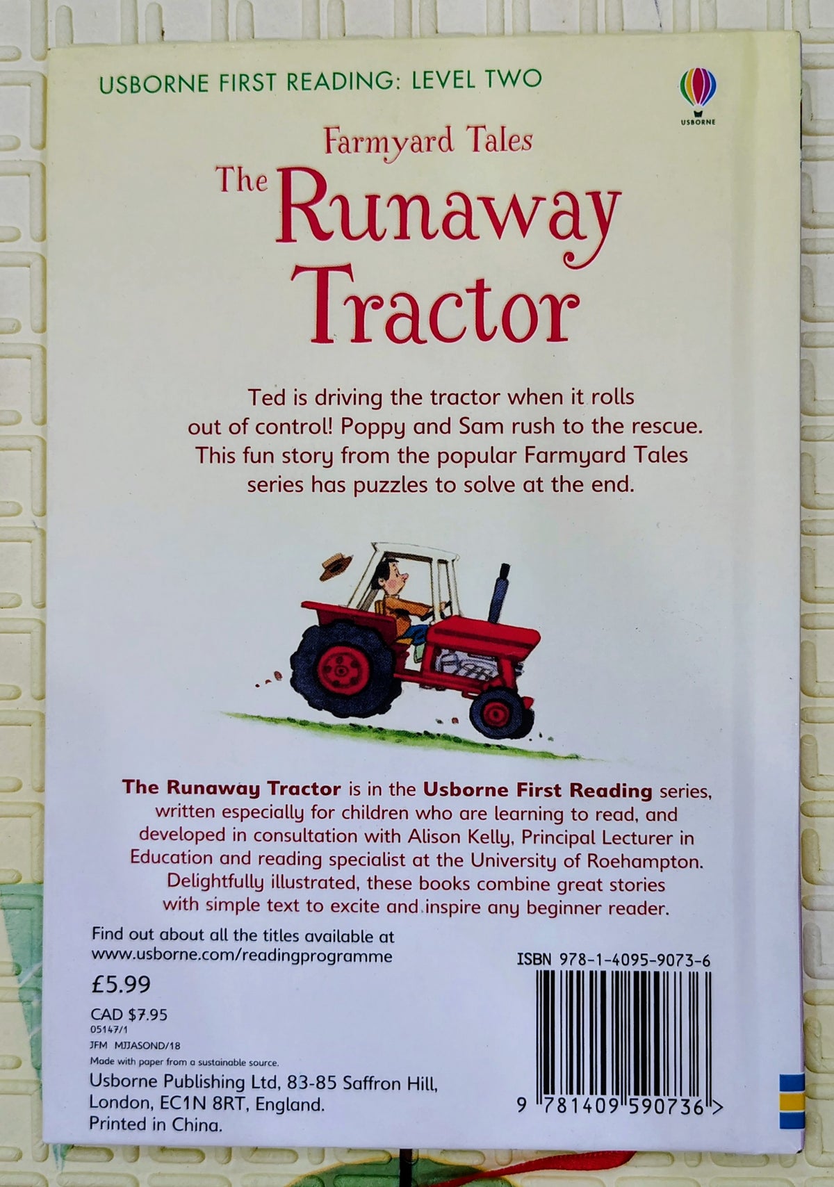 The Runaway Tractor by Stephen Cartwright | Usborne Young Reading| Farmyard Tales
