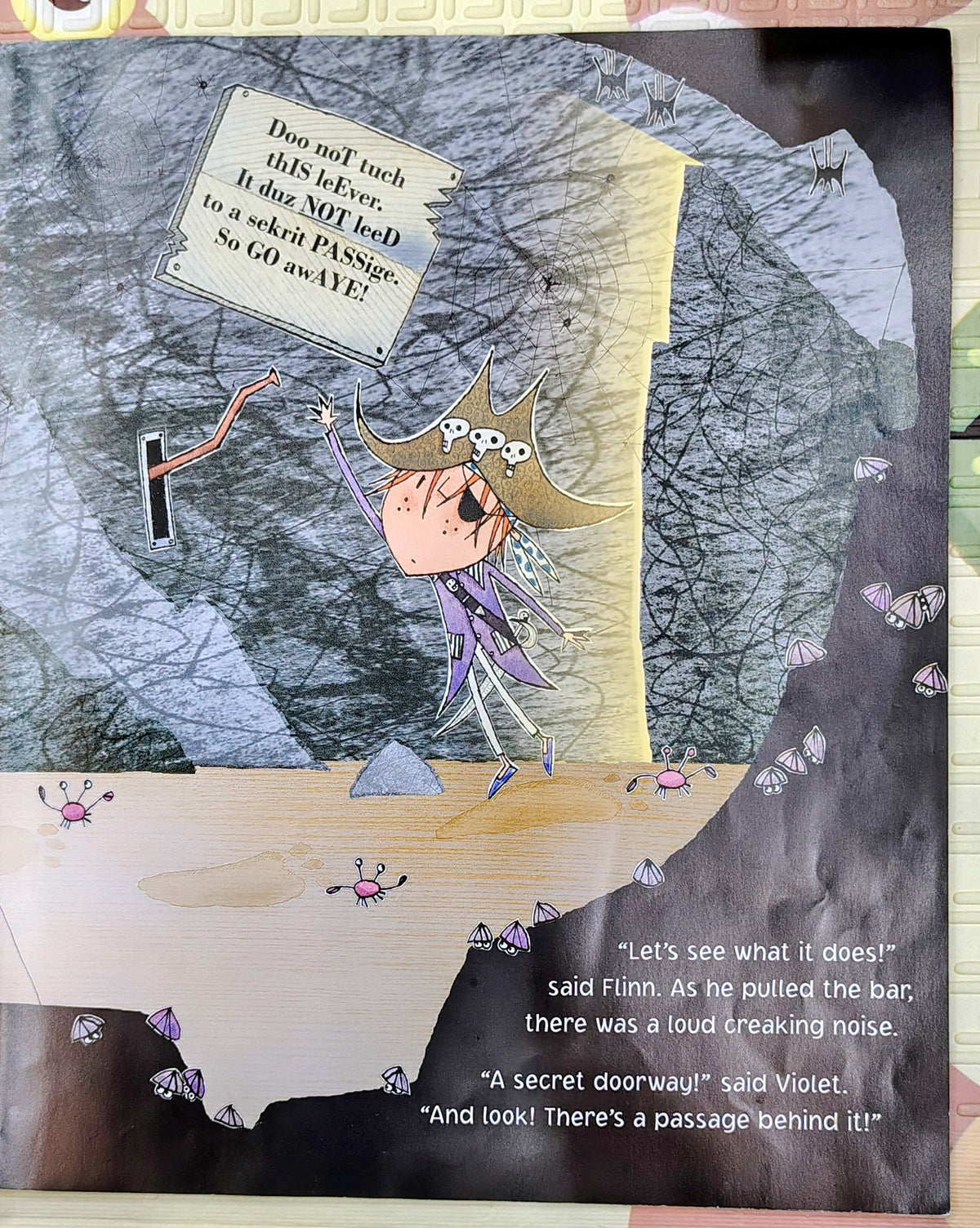 Captain Flinn and the Pirate Dinosaurs: Smugglers Bay by Giles Andreae and Russell Ayto | Puffin