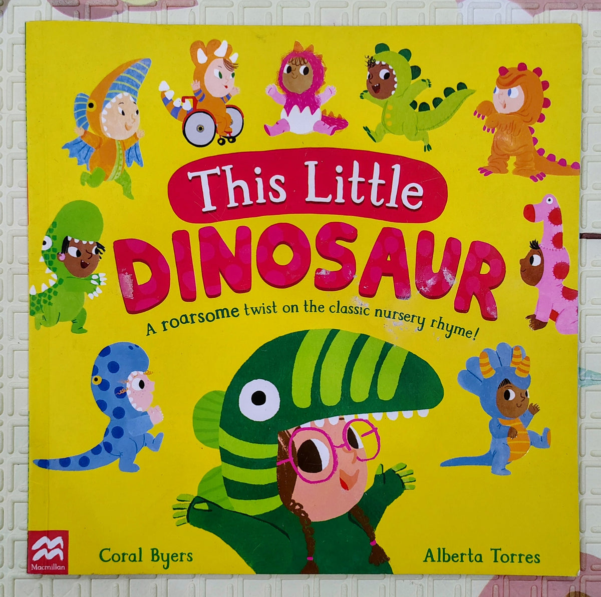 This Little Dinosaur by Coral Byers and Alberta Torres | Macmillan | Counting Book