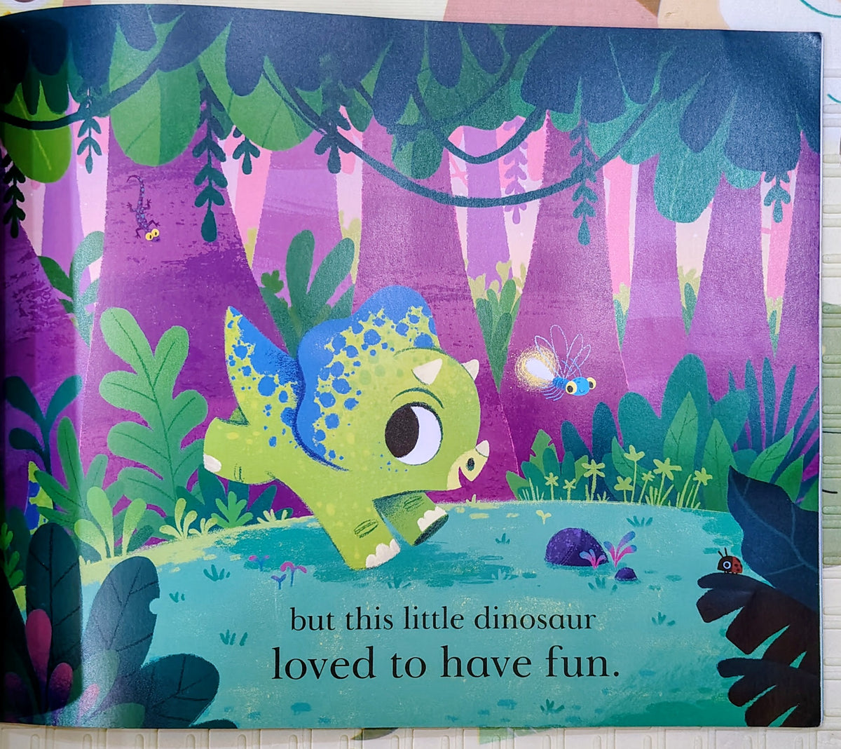 Ten Minutes to Bed: Little Dinosaur by Rhiannon Fielding & Chris Chatterton | Ladybird