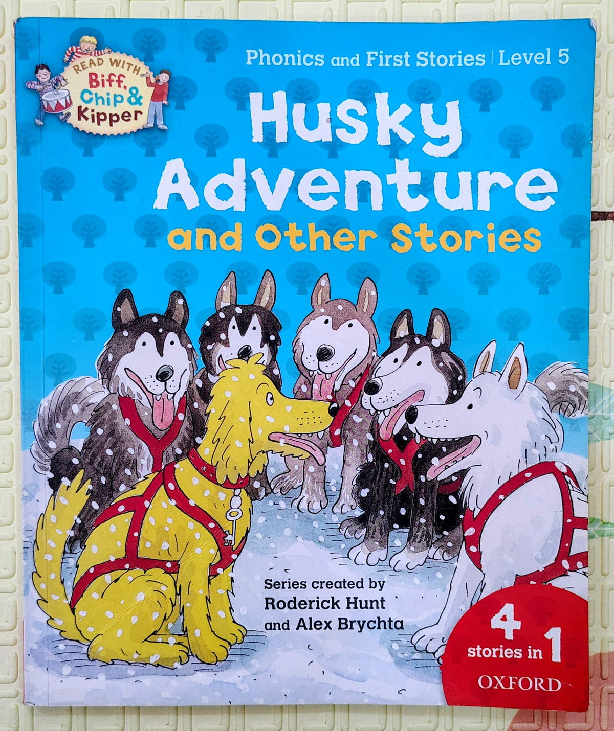 Husky Adventure and Other Stories by Roderick Hunt and Alex Brychta | Oxford Level 5 | Four stories inside