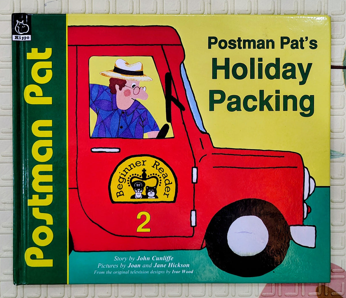 Postman Pat Holiday Packing by John Cunliffe | Begining Reader 2