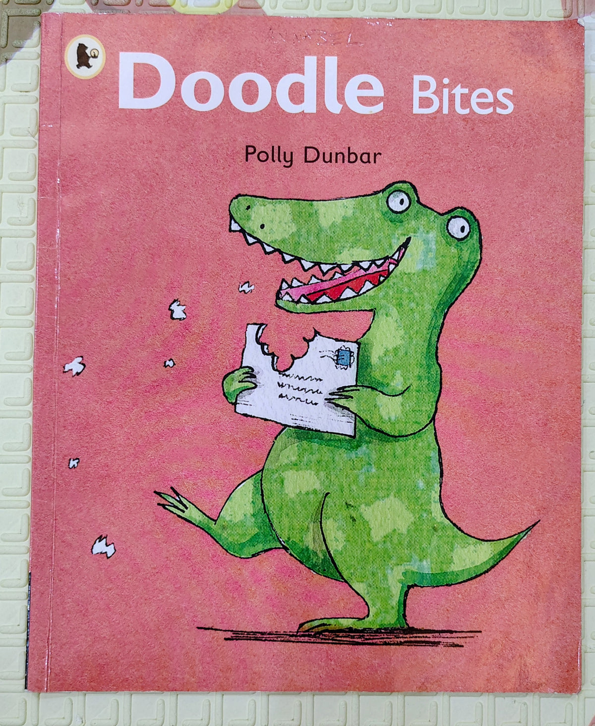 Doodle Bites by Polly Dunbar | Walker