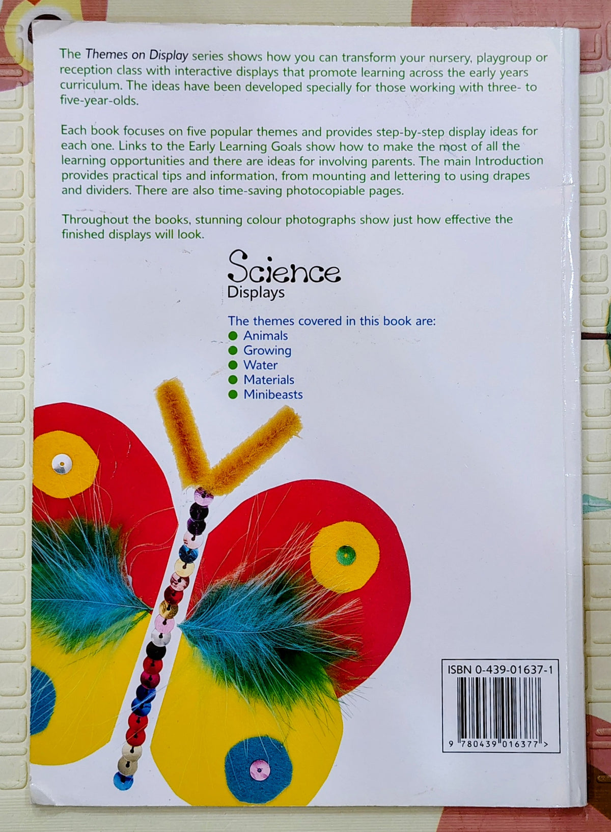 Science Displays by Georgie Beasley and Ann Moberley | Scholastic | Theme display for early years