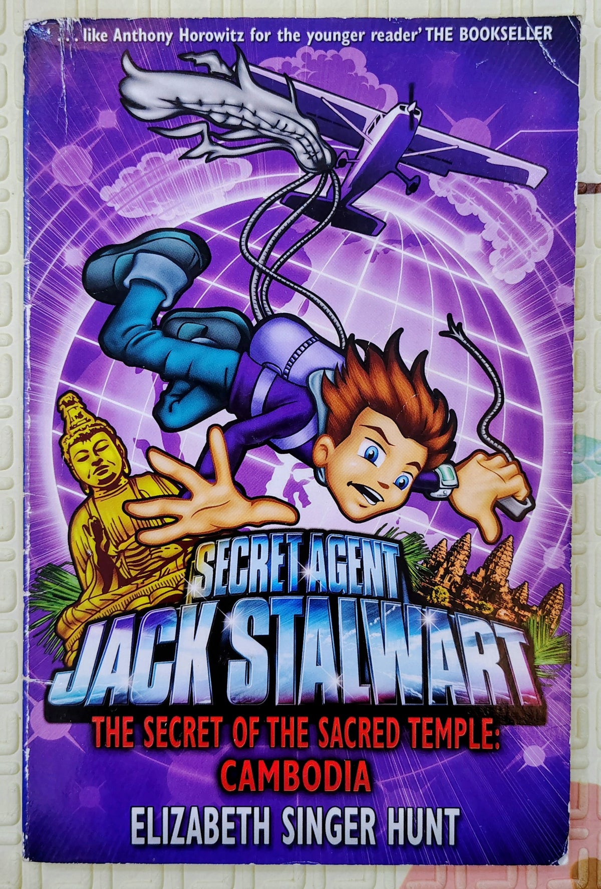 Secret Agent Jack Stalwart: The Secret of the Sacred Temple: Cambodia by Elizabeth Singer