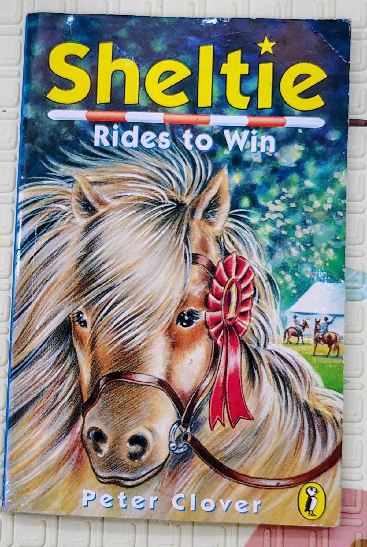 Sheltie Rides to Win by Peter Clover | Puffin