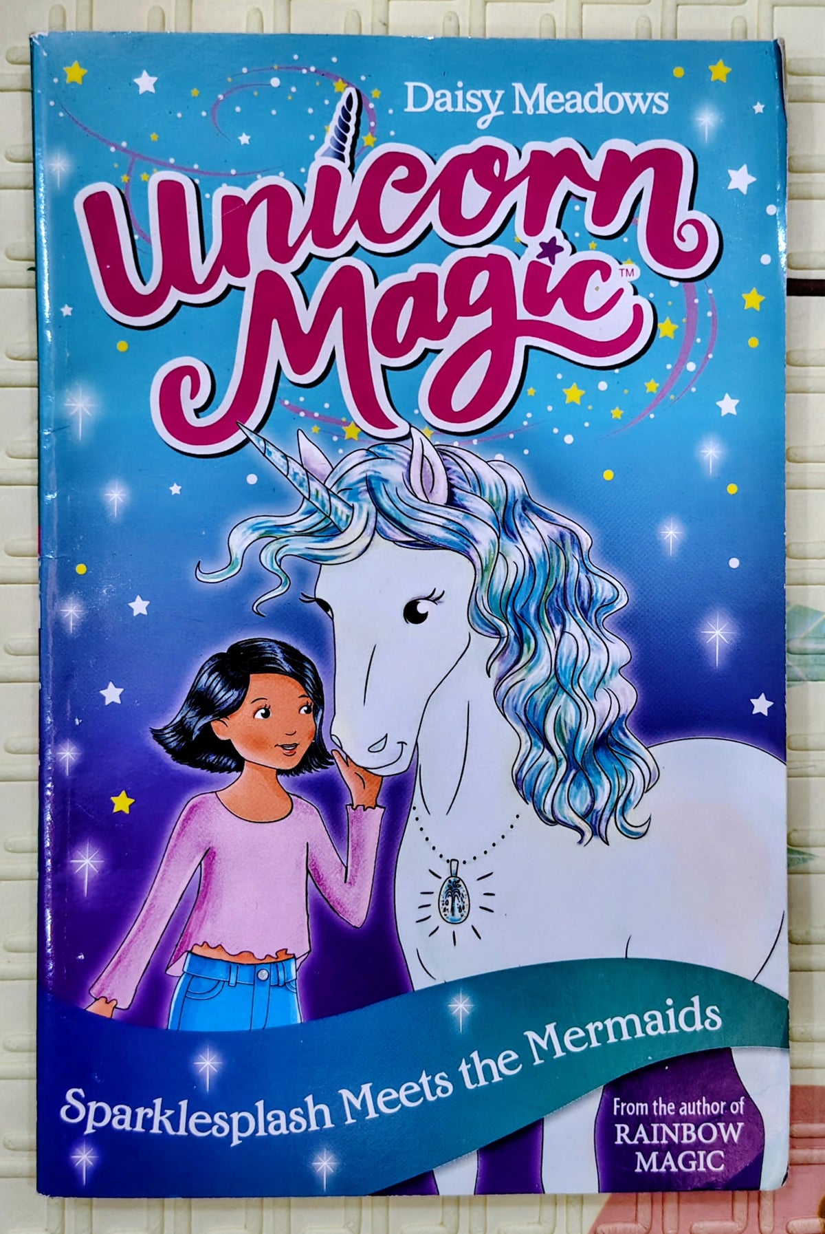 Unicorn Magic: Sparkles and Splash Meets the Mermaids by Julia Green | Hachette