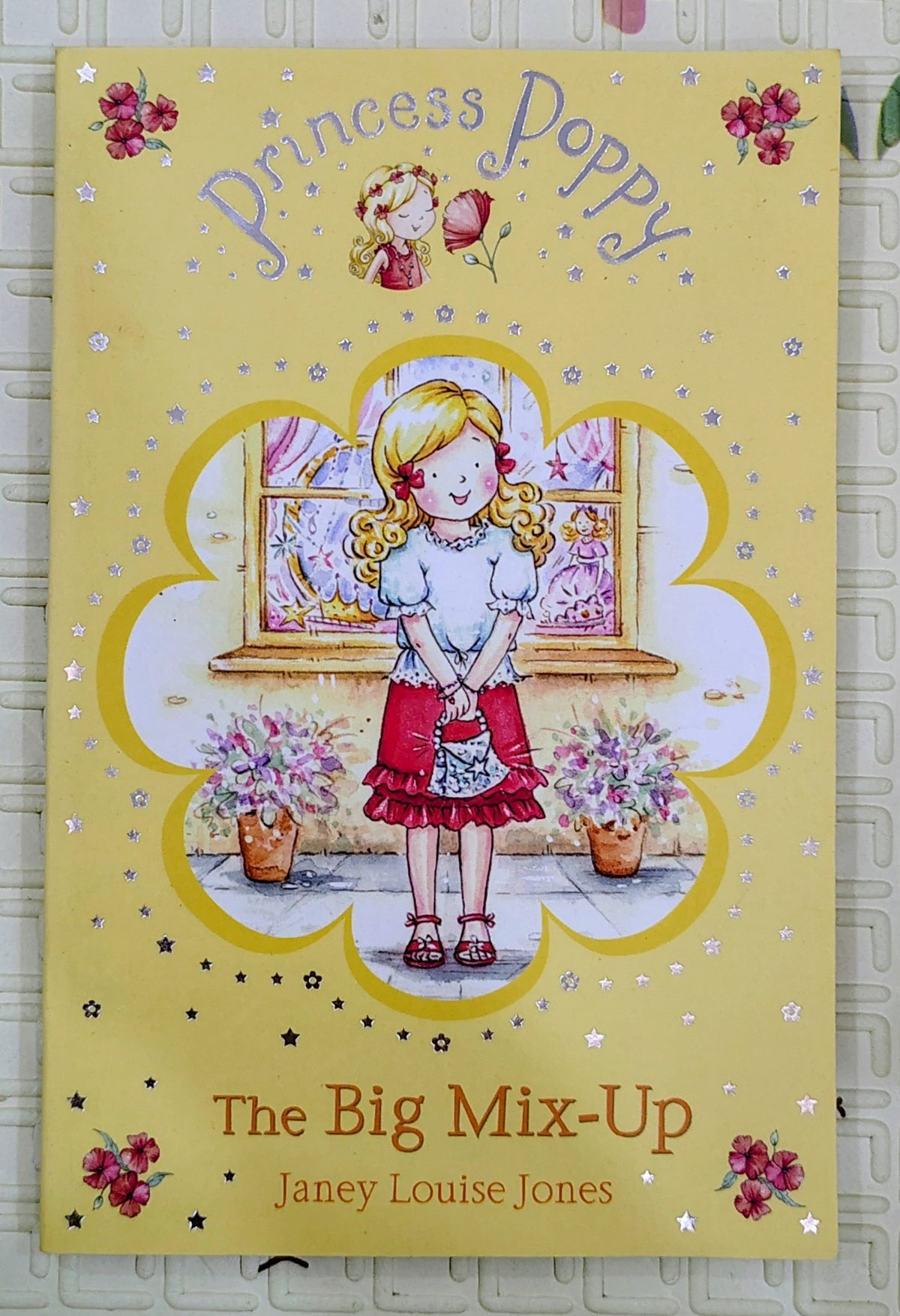 Princess Poppy: The Big Mix-Up by Janey Louise Jones | Random House