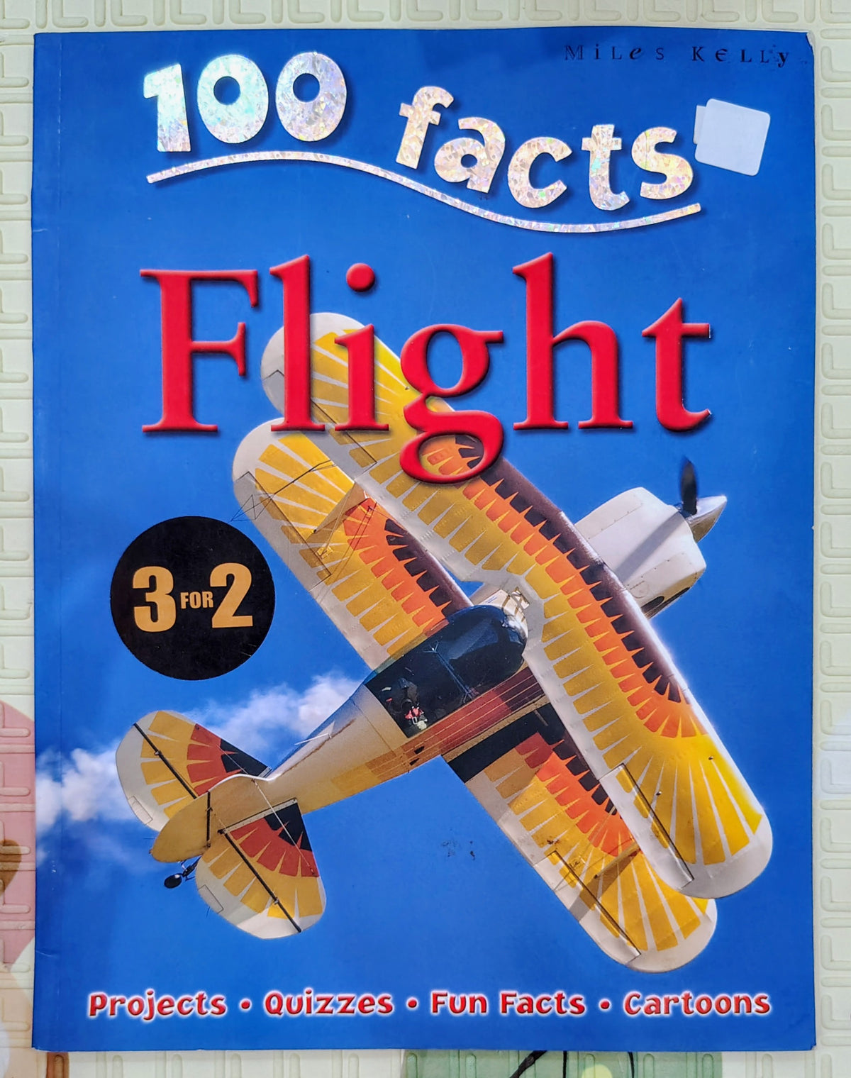 100 Facts Flight by Miles Kelly | Non-Fiction