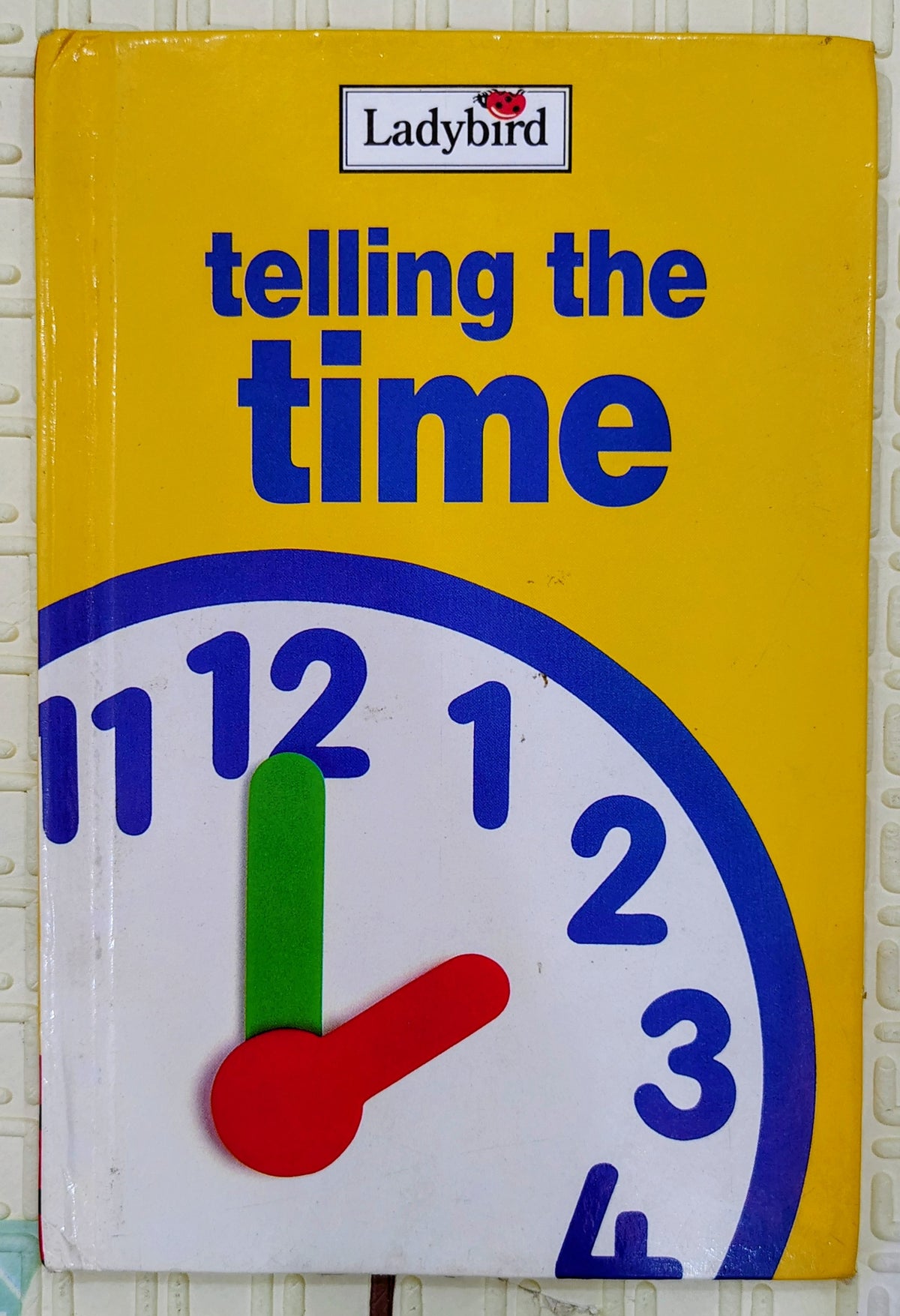 Telling the Time | Ladybird | Mini Book