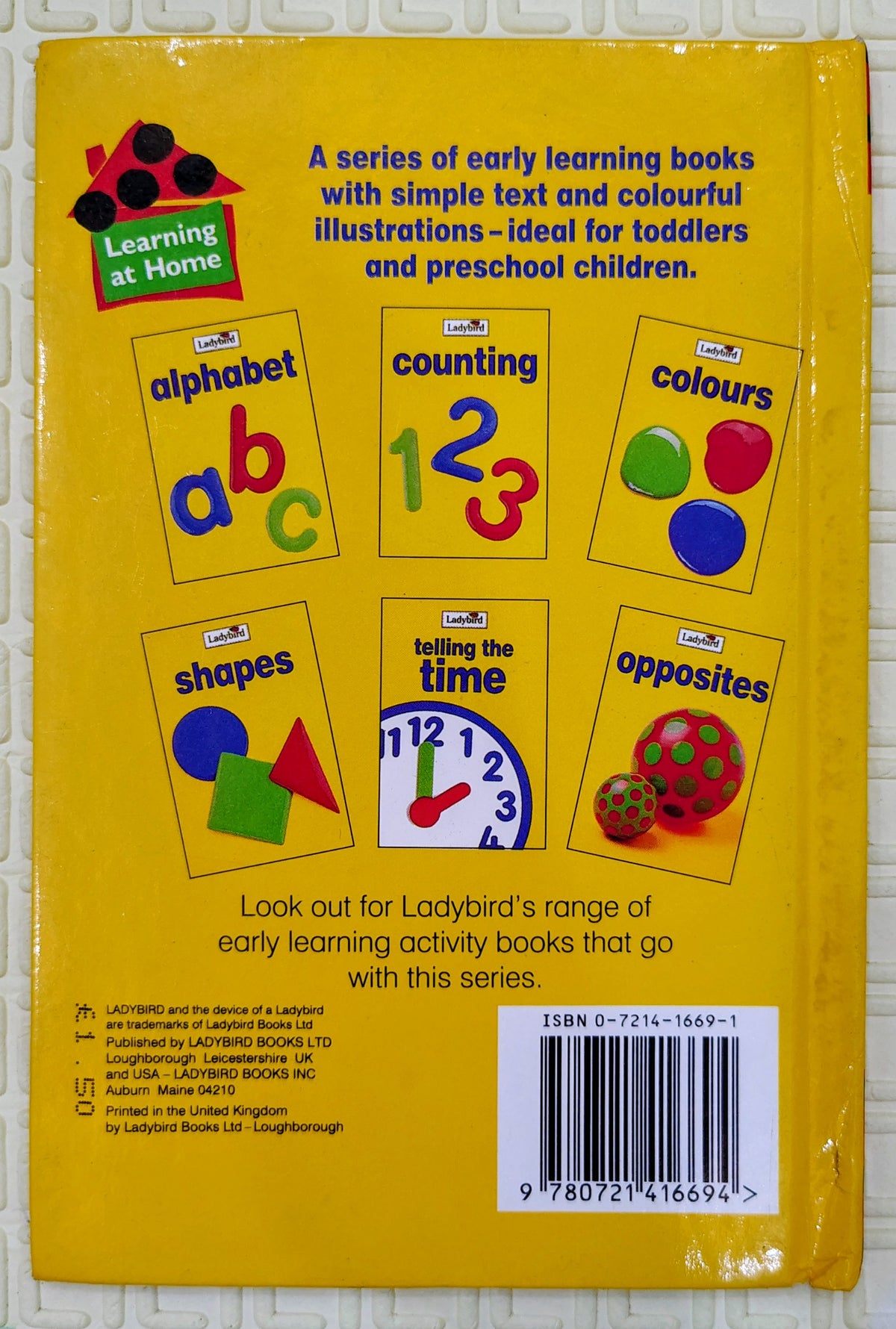Telling the Time | Ladybird | Mini Book