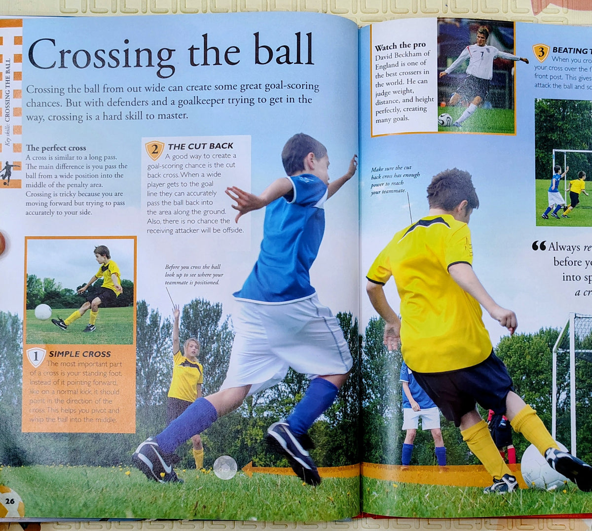 How to... Football by DK | Dorling Kindersley | Sports Guide