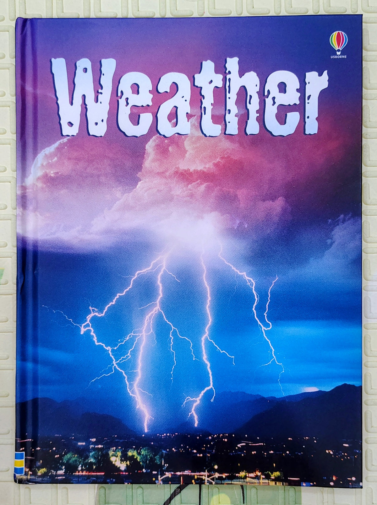 Weather by Usborne | Usborne Beginner