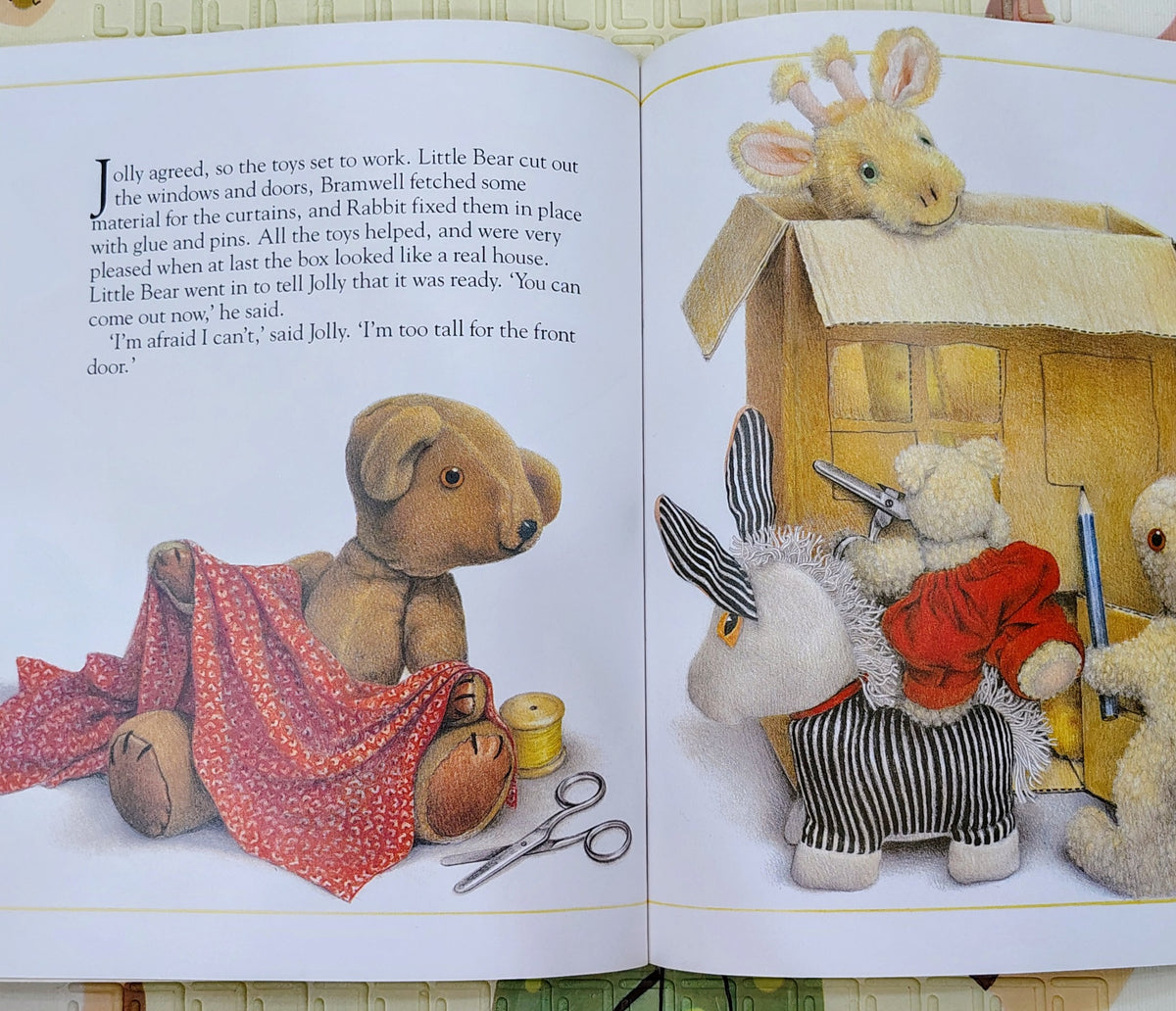 Jolly Tall by Jane Hissey | Red Fox