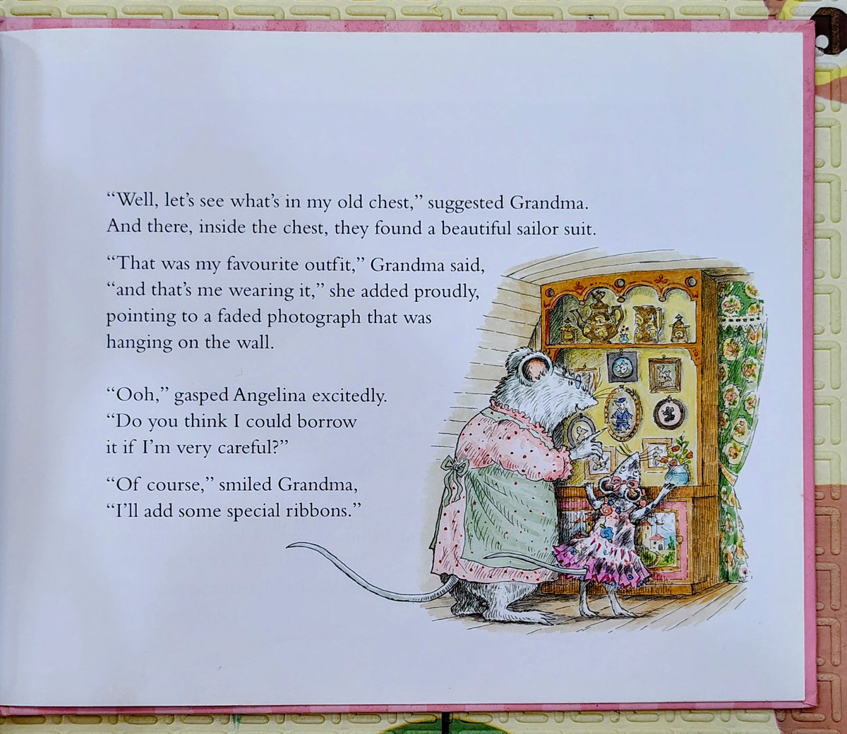 Angelina, Star of the Show by Katharine Holabird and Helen Craig