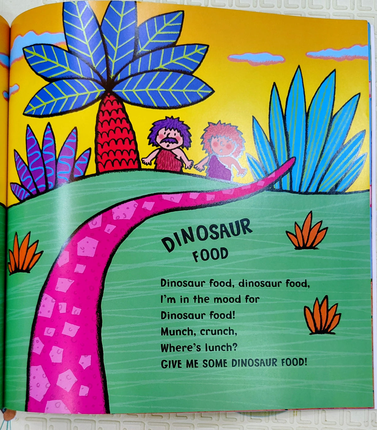 Stomp, Chomp, Big Roars! Here Come the Dinosaurs! by Kaye Umansky | Puffin