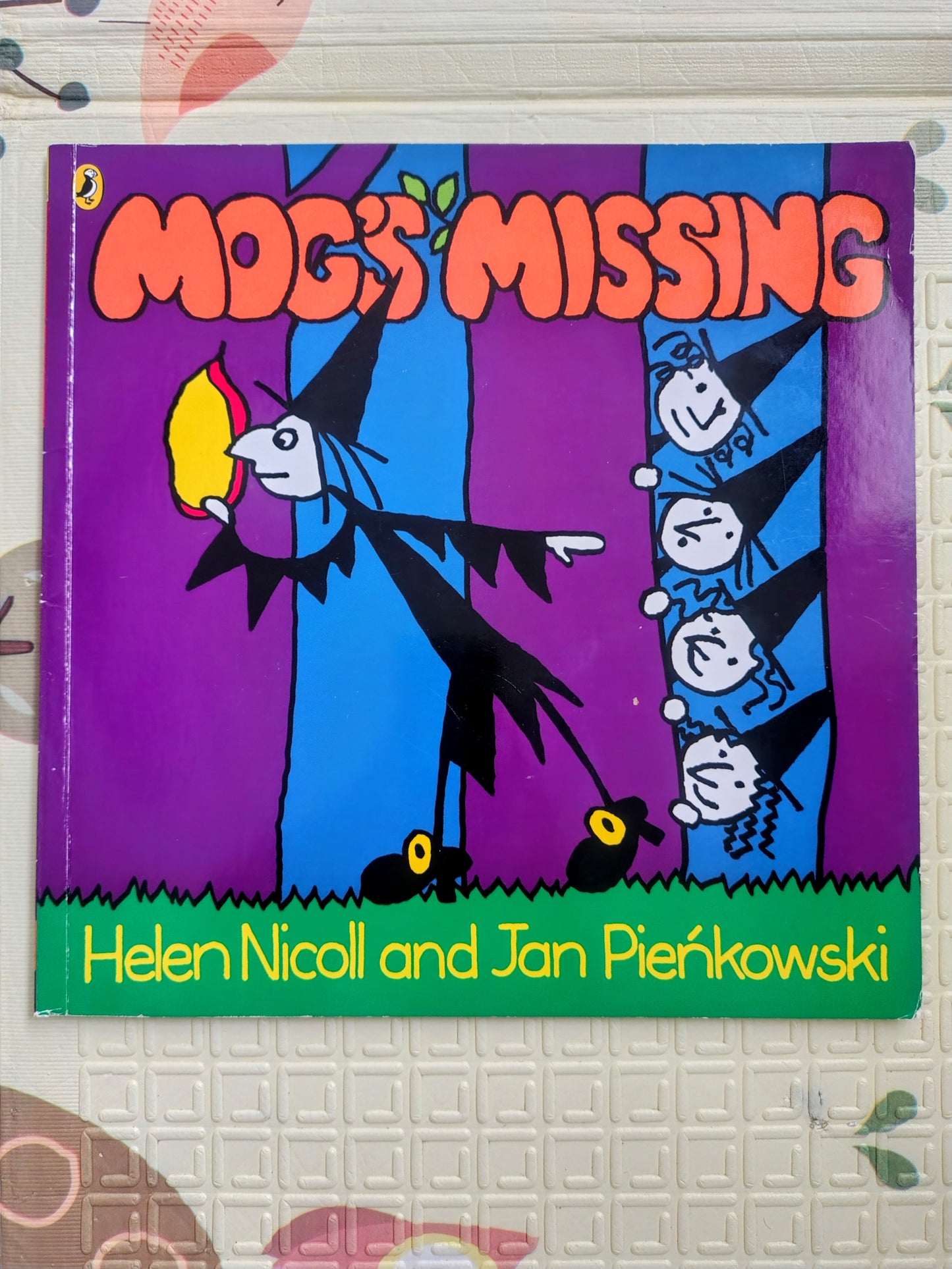 Mog’s Missing by Helen Nicoll & Jan Pienkowski