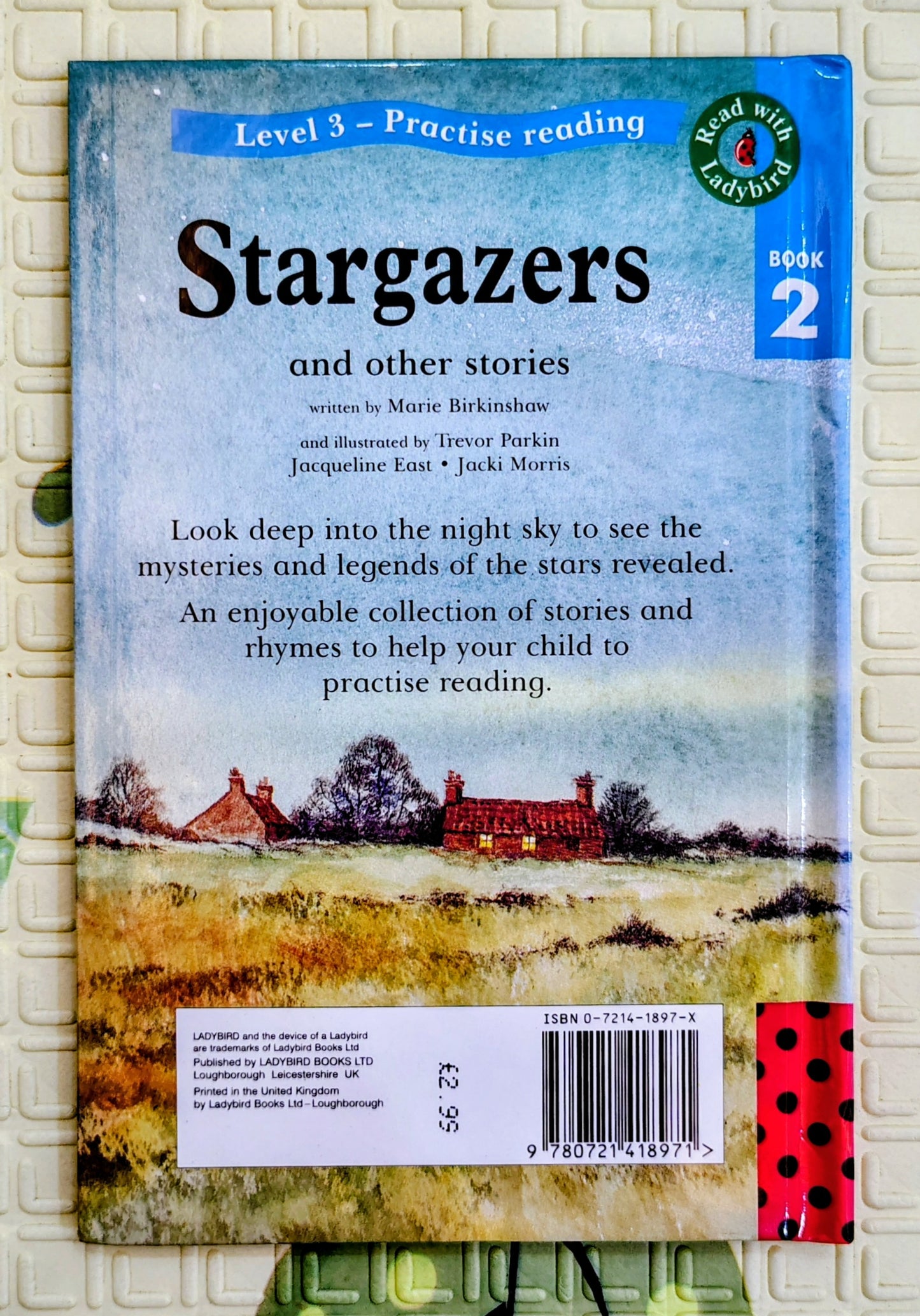 Ladybird – Stargazers (Level 2 – Improve Reading)
