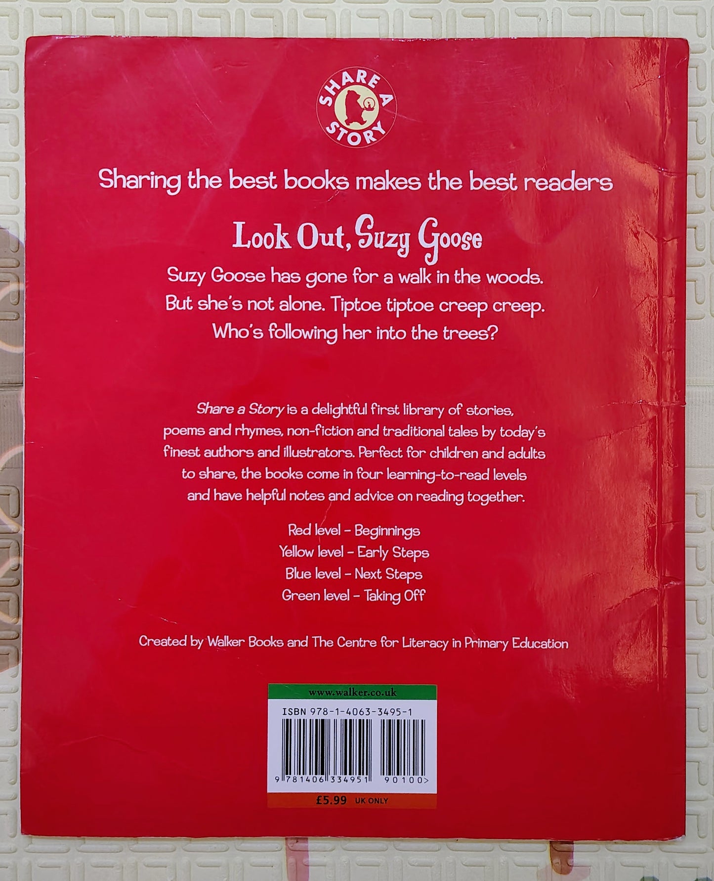 Look Out, Suzy Goose – Petr Horáček