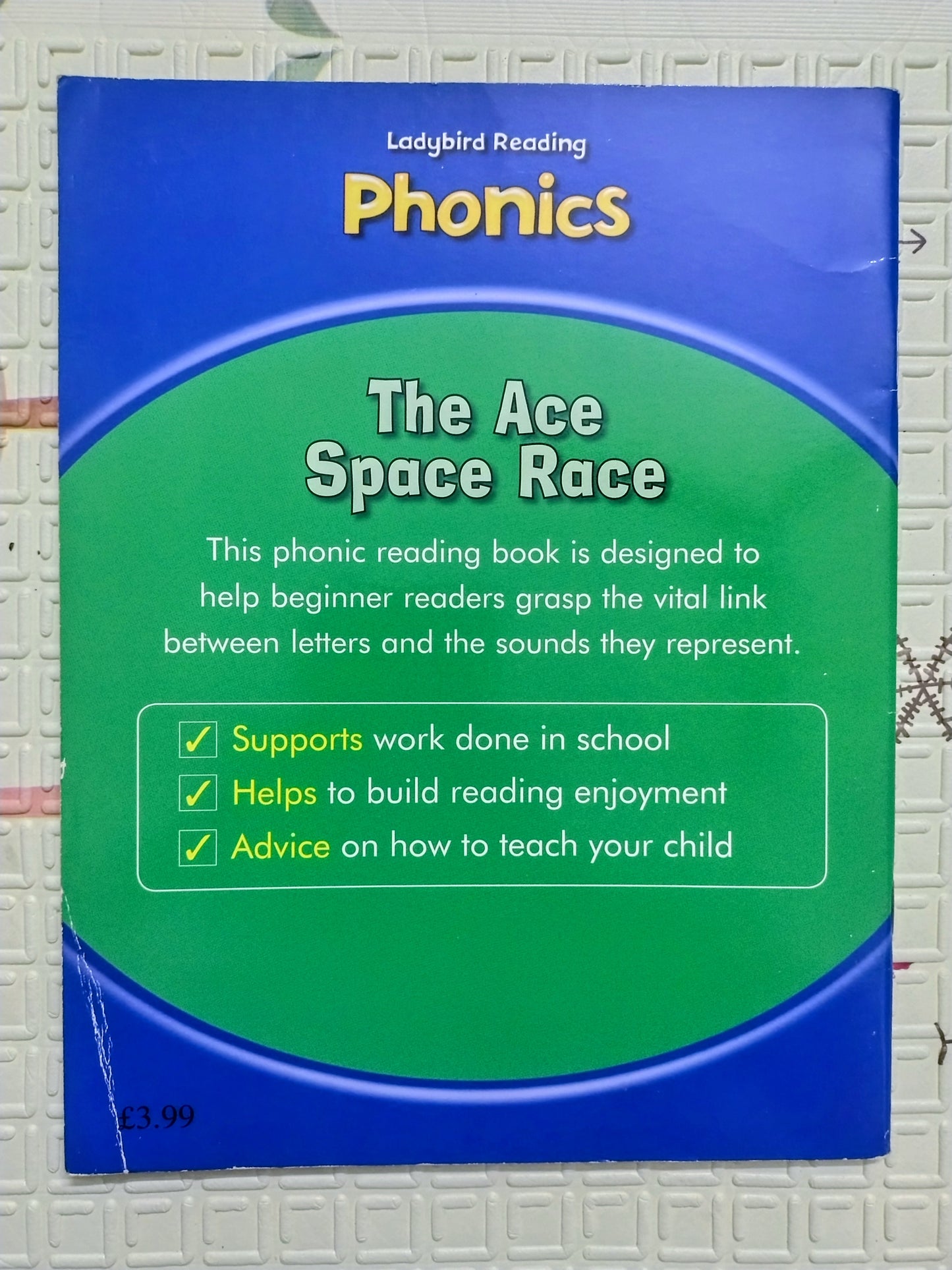 The Ace Space Race (Ladybird Phonics)